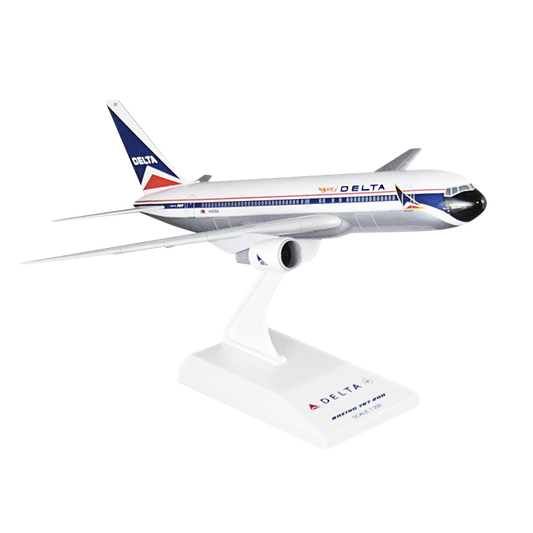 SM The Spirit of Delta 767-200 1/200 Scale Model