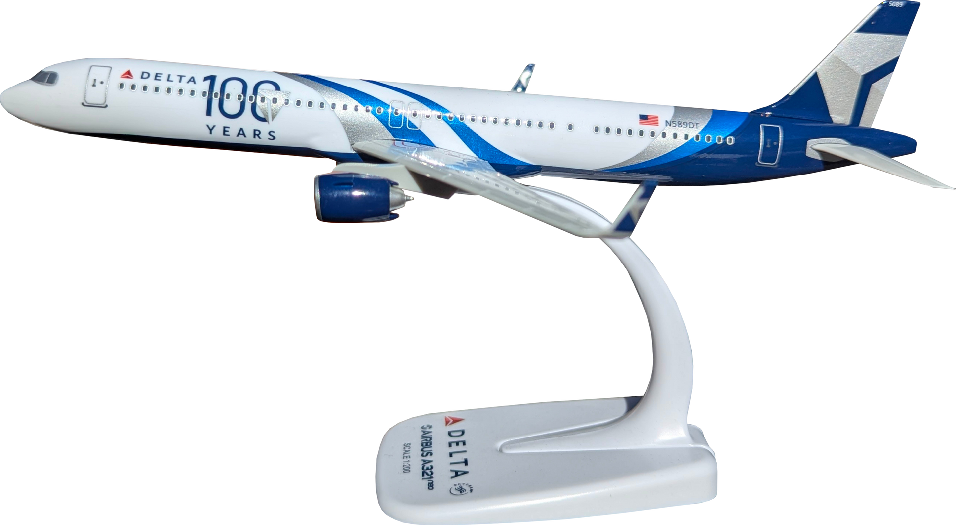 100th Anniv A321 Model Plane 1:200 – Delta Museum