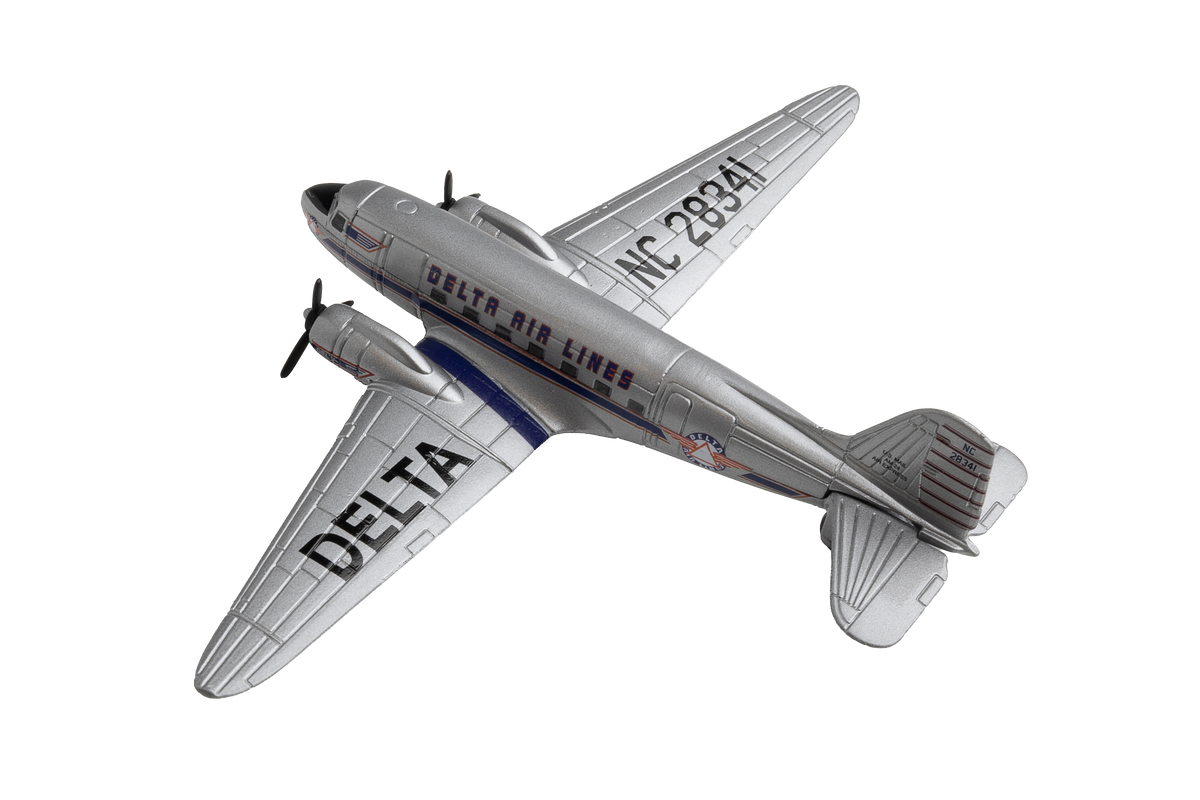 DFM exclusive DC-3 Model